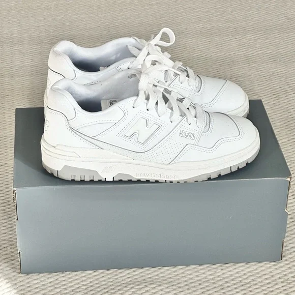 White New Balance 550 Sneakers - Picture 5 of 9